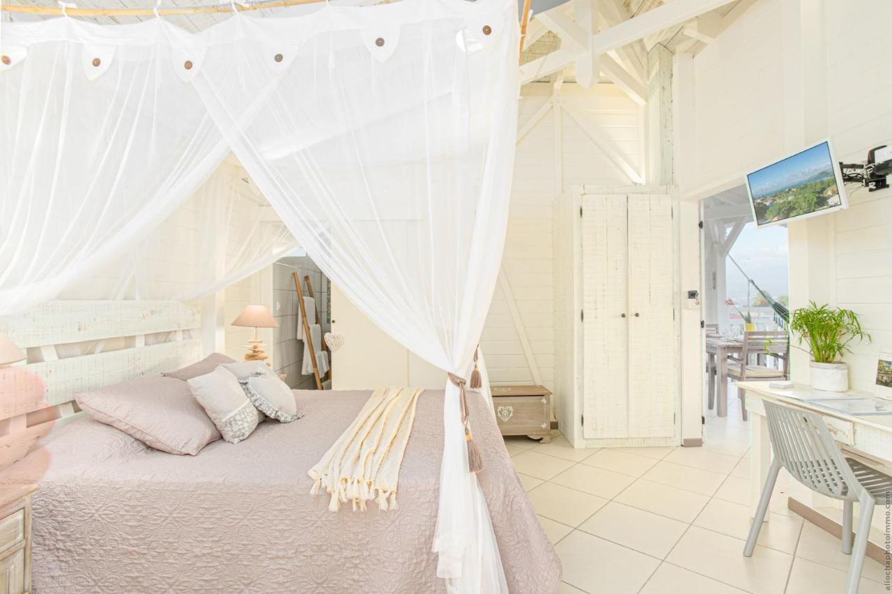 Bungalow Vanille Pacane - Vue Mer Avec Spa Prive Les Trois-Ilets Kültér fotó