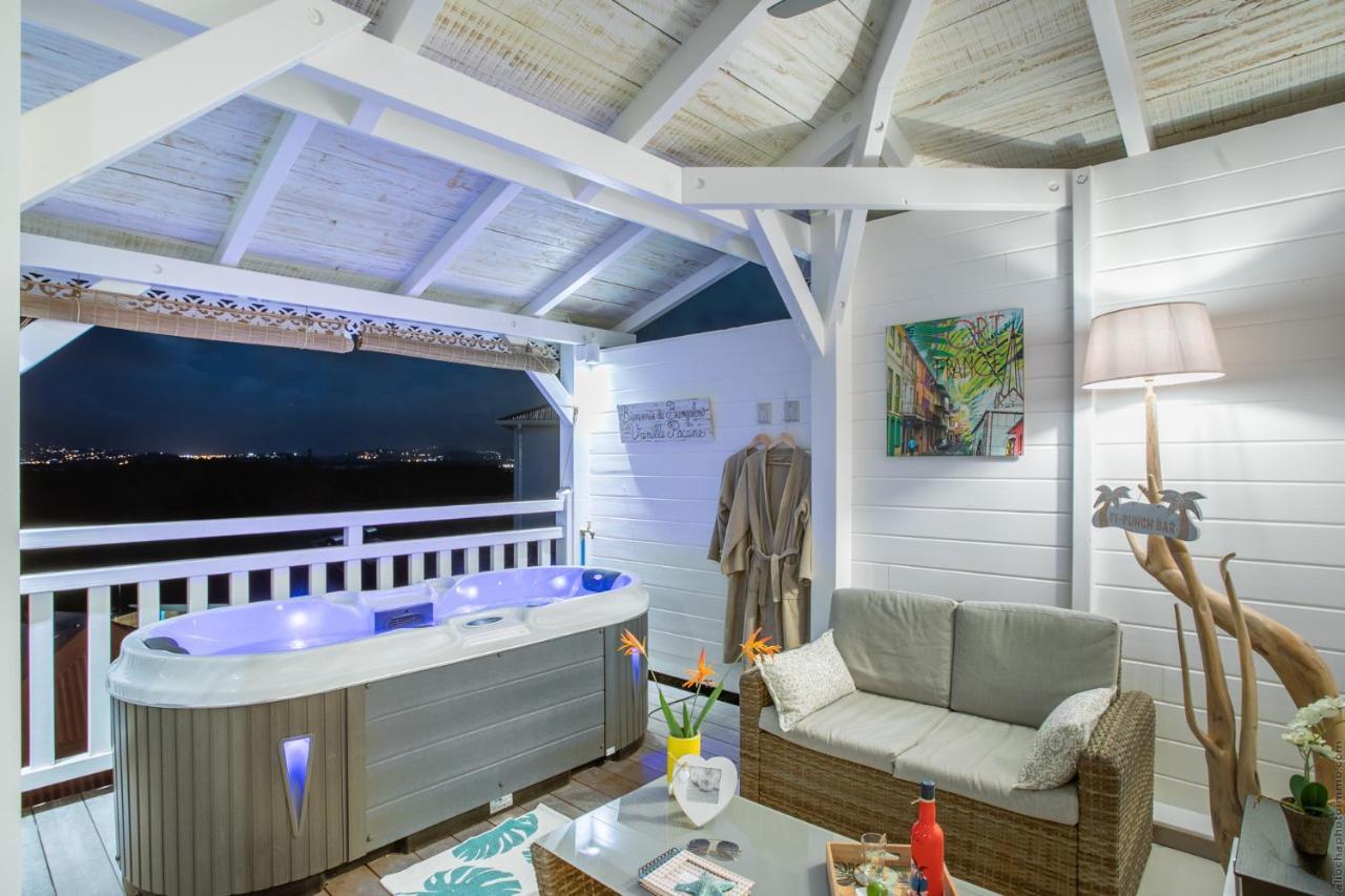 Bungalow Vanille Pacane - Vue Mer Avec Spa Prive Les Trois-Ilets Kültér fotó