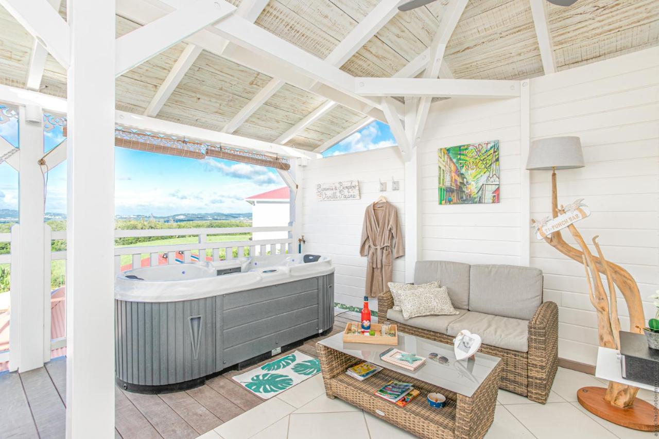 Bungalow Vanille Pacane - Vue Mer Avec Spa Prive Les Trois-Ilets Kültér fotó