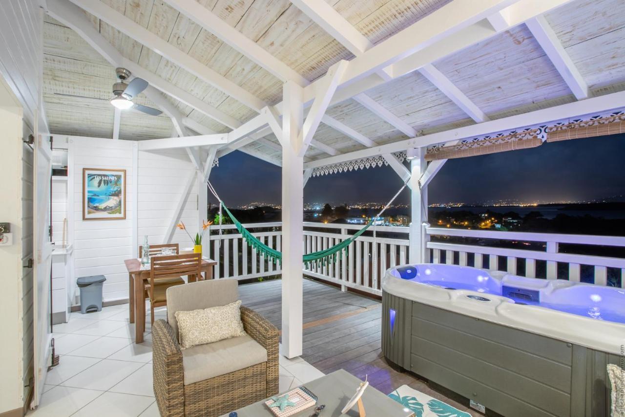 Bungalow Vanille Pacane - Vue Mer Avec Spa Prive Les Trois-Ilets Kültér fotó