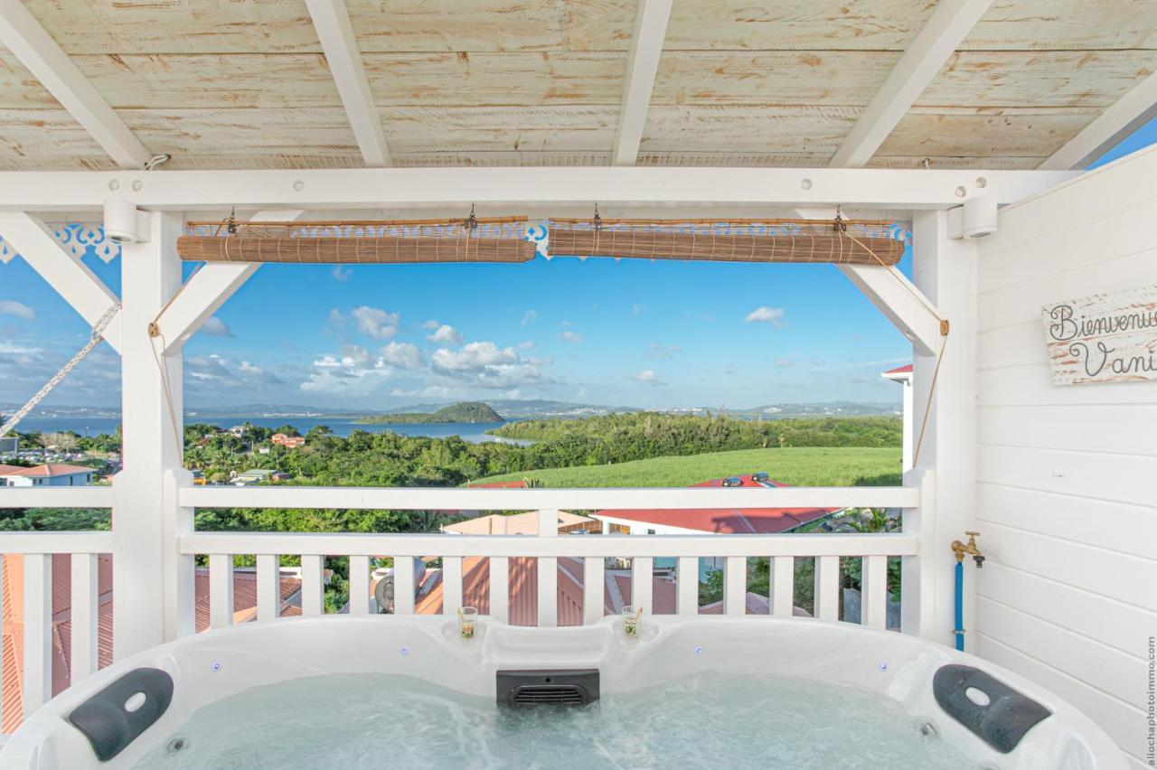 Bungalow Vanille Pacane - Vue Mer Avec Spa Prive Les Trois-Ilets Kültér fotó