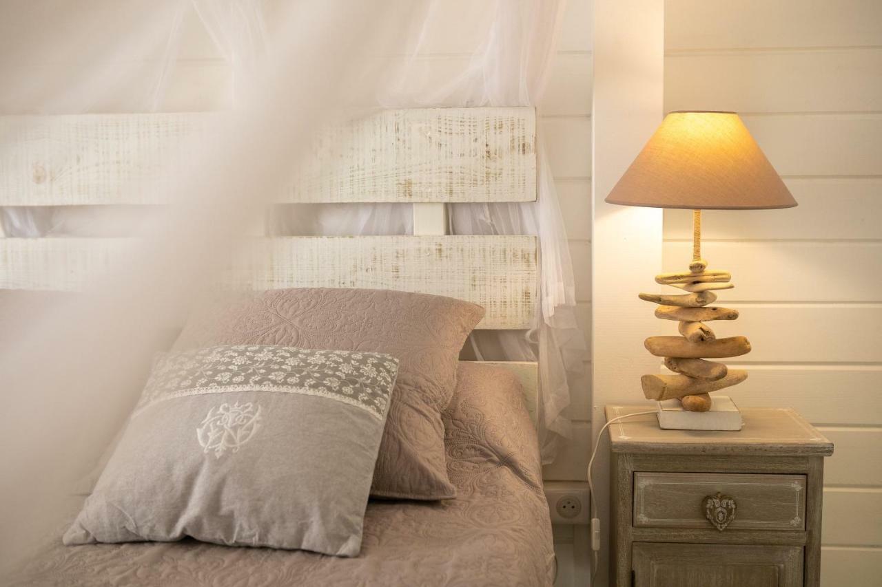 Bungalow Vanille Pacane - Vue Mer Avec Spa Prive Les Trois-Ilets Kültér fotó